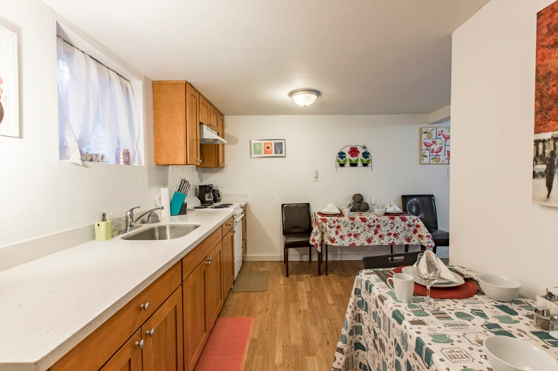 2401 Boylston Ave E #B - Photo 2 of 28