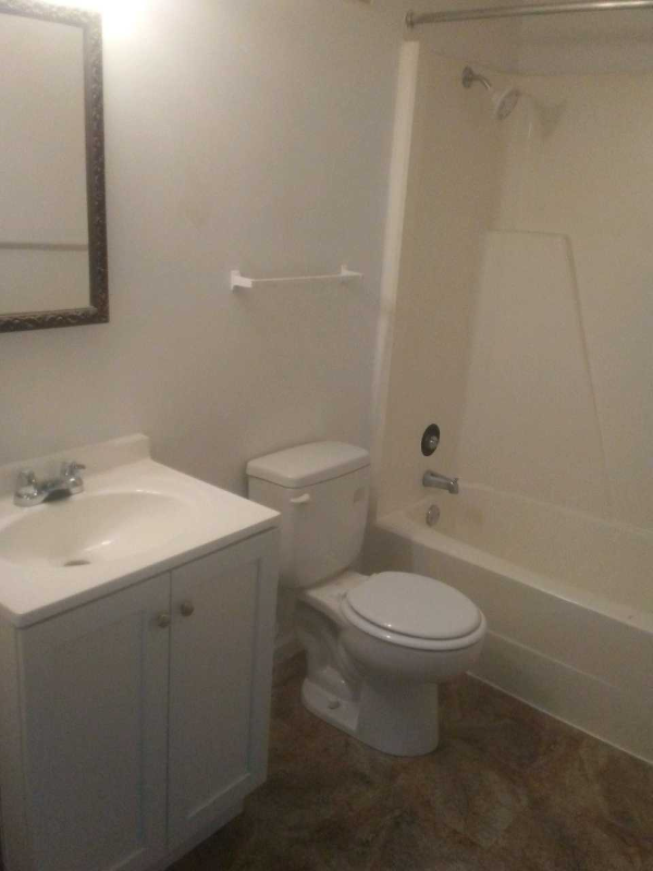 1411 W High St - Photo 5 of 5