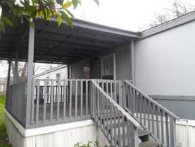 503 Uhland Rd - Photo 1 of 1