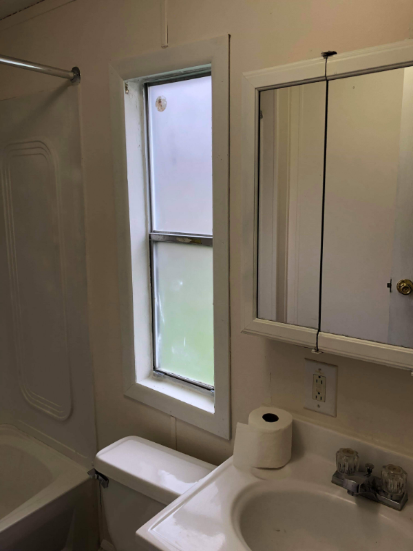 503 Uhland Rd - Photo 5 of 14