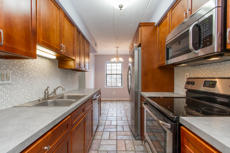 300 Washington Pl #320