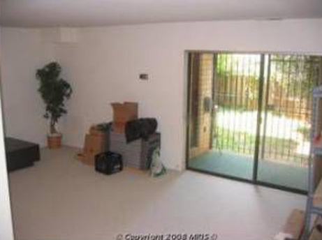 2831 31st Pl Ne - Photo 2 of 6