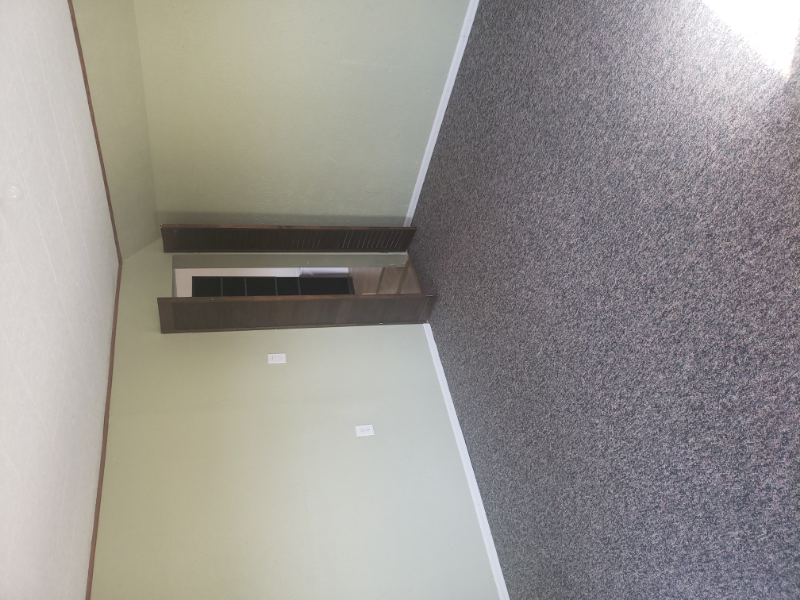 324 W 6th St #B - Photo 4 of 13