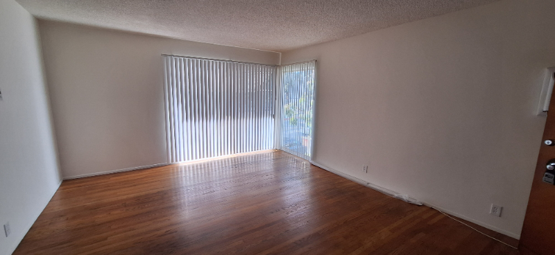 626 Sunset Blvd - Photo 2 of 19