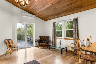 917 E 2nd St - Photo 1 of 1