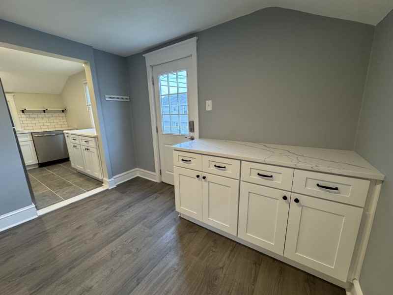 321 Wesley Ave #3 - Photo 6 of 22