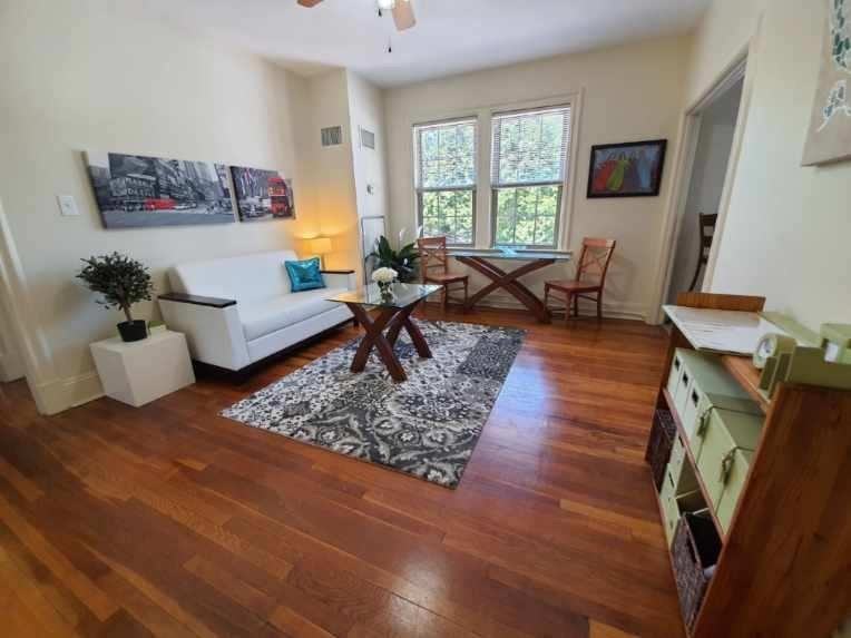 3446 Connecticut Ave Nw - Photo 4 of 36