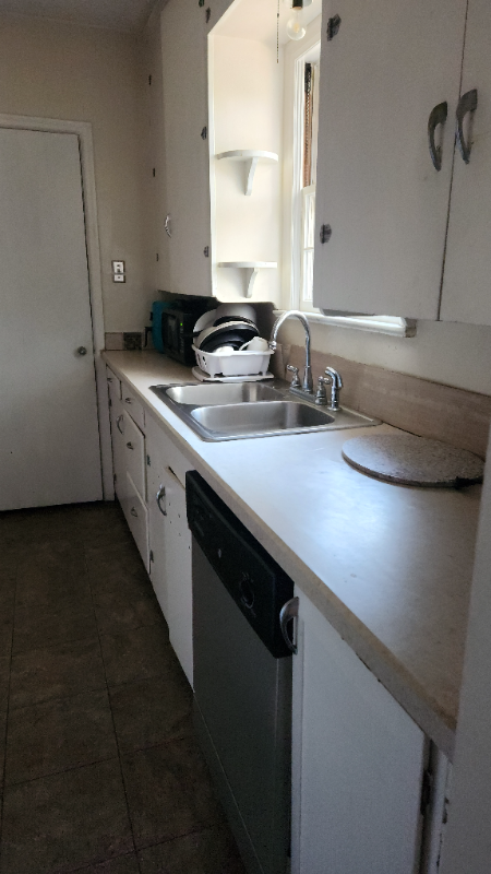 8108 Ralston Rd - Photo 3 of 10