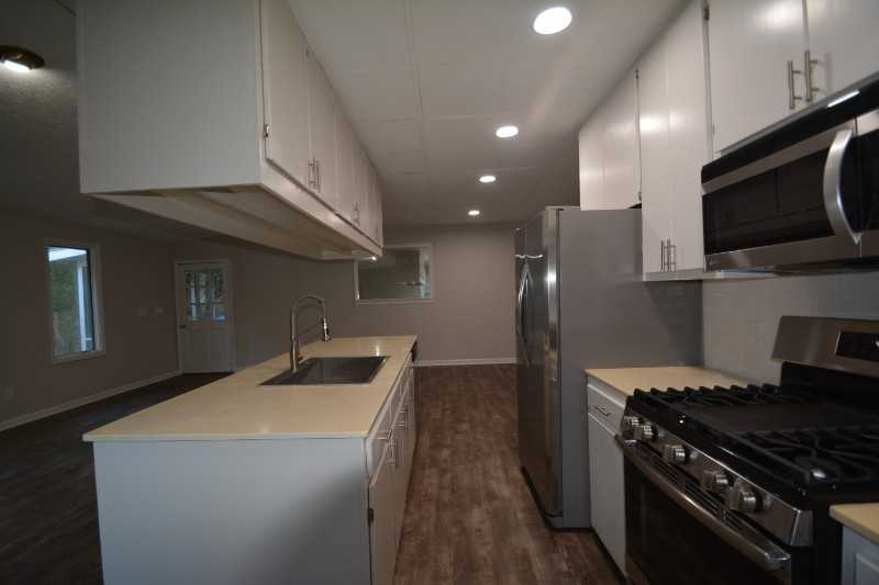 1374 N Enota Ave Nw - Photo 4 of 13