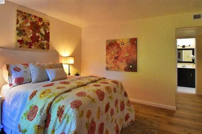 490 N Civic Dr #401 - Photo 4 of 14