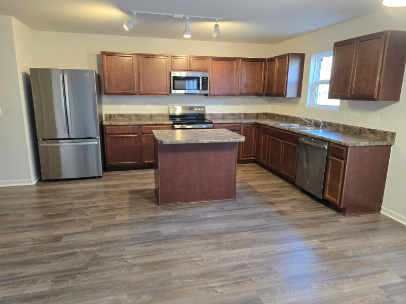 2633 Taton Ct - Photo 2 of 41