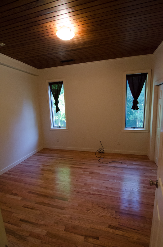 96 Hillside Ave - Photo 6 of 10