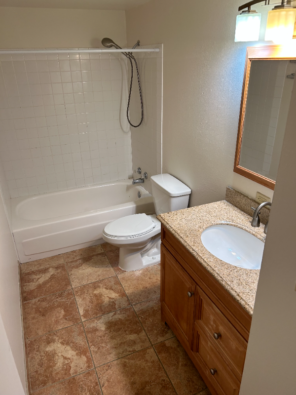 300 14th Ave S - Photo 6 of 16