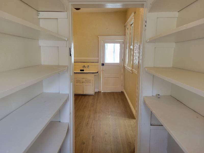 4024 5th St #1R - Photo 6 of 22