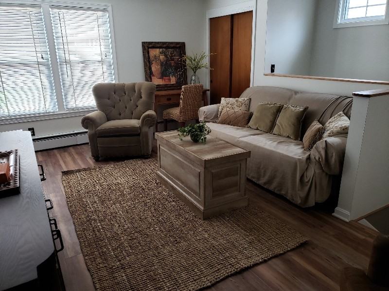 60 Glenwood Ave #2 - Photo 3 of 12