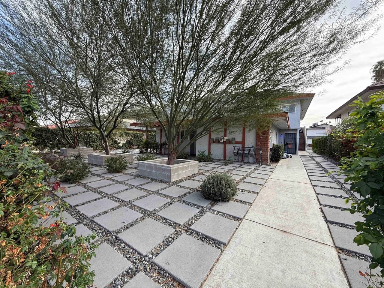 821 Karma Ct #D - Photo 3 of 26