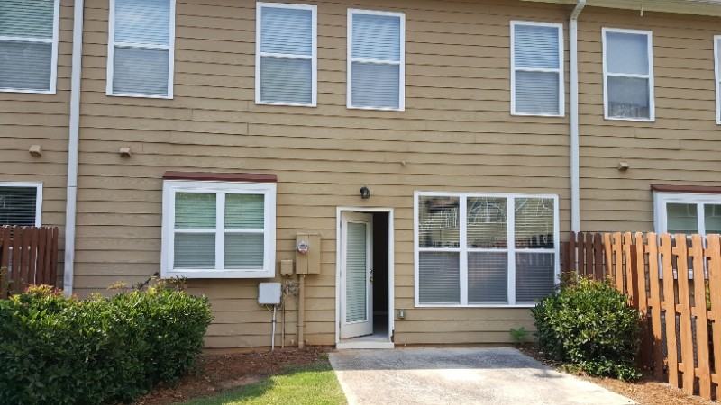 404 Saint Claire Dr - Photo 4 of 25