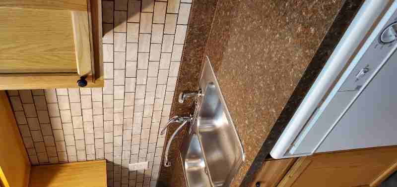 1437 Pine Ln - Photo 5 of 16