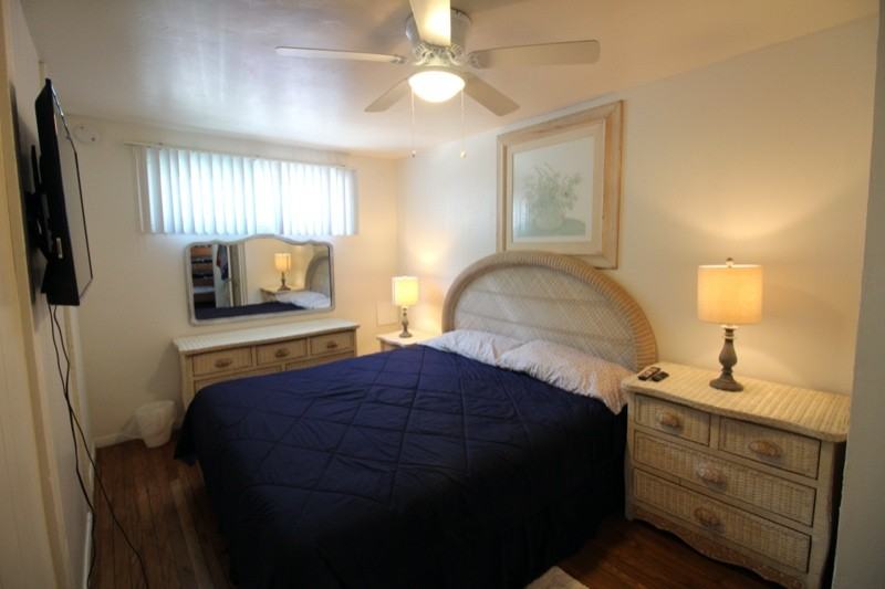728 Venice Ct - Photo 3 of 28