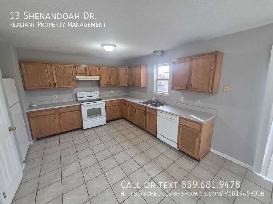 13 Shenandoah Dr - Photo 3 of 18