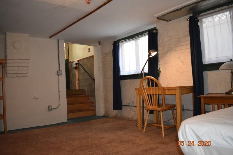 533 Elizabeth St #2 - Photo 4 of 13