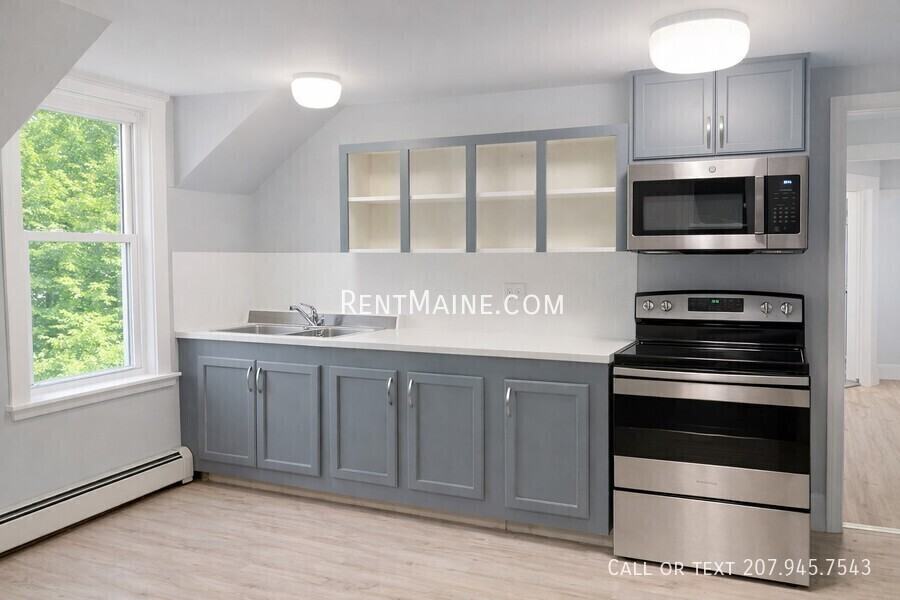 496 Main St #2 - Photo 2 of 19