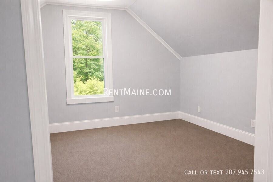 496 Main St #2 - Photo 4 of 19