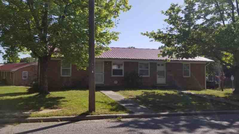 301 Culbreth Ave - Photo 2 of 15