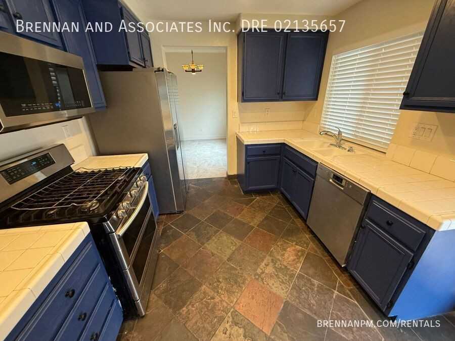 1967 Lieder Dr - Photo 7 of 36