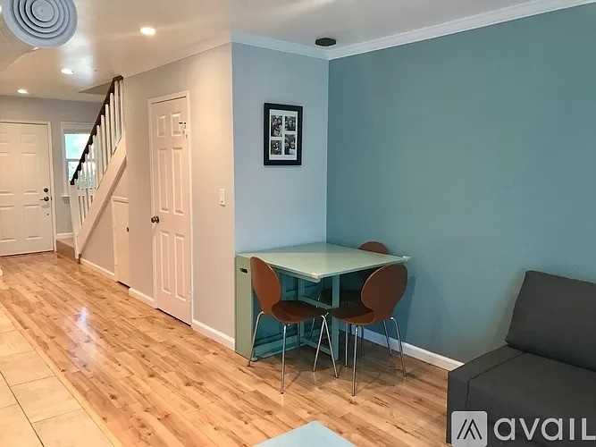 827 Villa Ave - Photo 4 of 16