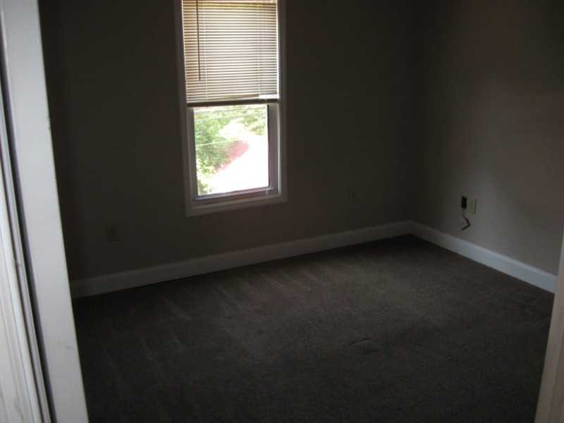 919 13th St #2 - Photo 7 of 15