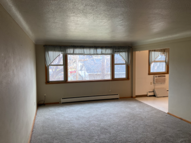 136 11th Ave N - Photo 5 of 26