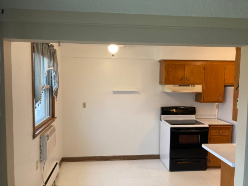 136 11th Ave N - Photo 7 of 26