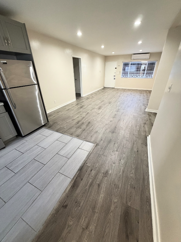 1444 15th St #2 - Photo 3 of 25