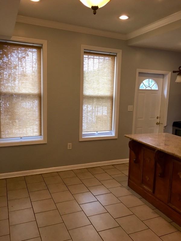 523 Florida Ave Ne - Photo 7 of 23