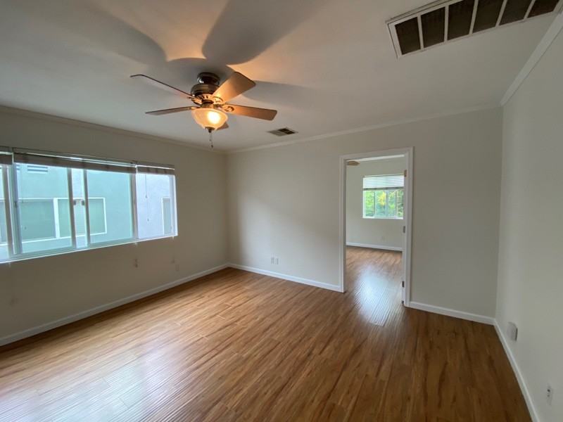 5536 Franklin Ave - Photo 5 of 17