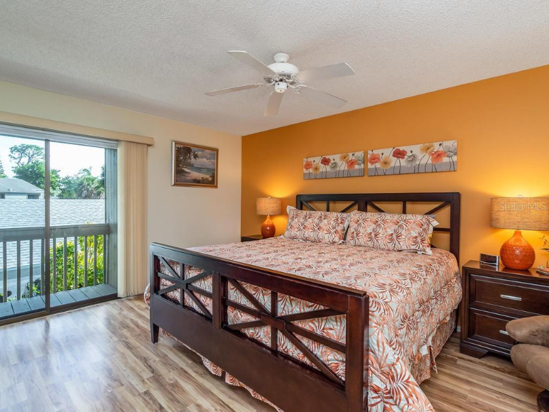 236 Woodland Dr - Photo 4 of 23