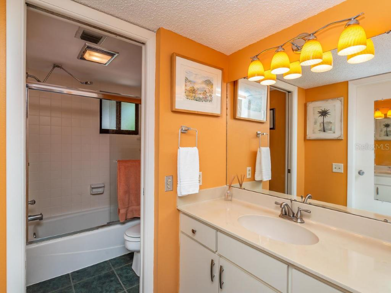 236 Woodland Dr - Photo 6 of 23