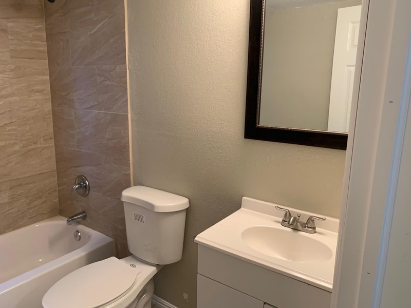 767 Sw Alachua Ave - Photo 2 of 8