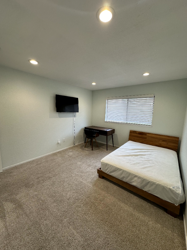 3325 Socrates Dr - Photo 7 of 14