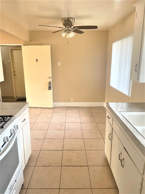 550 Silverwood Ave #D - Photo 6 of 14
