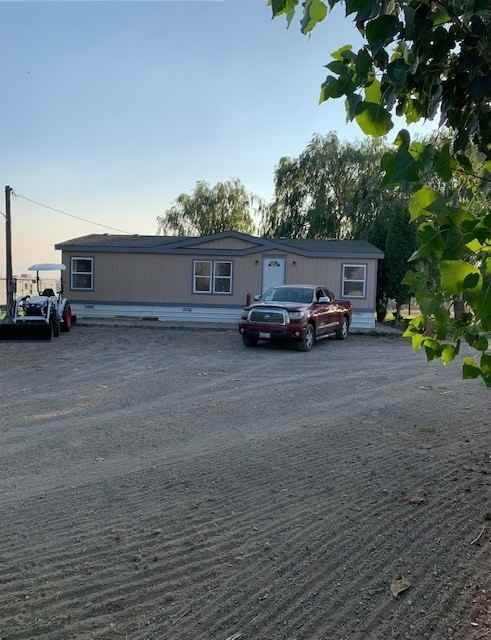 2963 Road S Sw - Photo 2 of 17