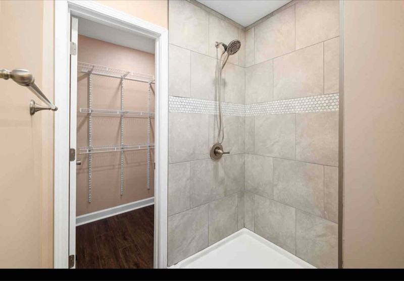 1008 E Club Blvd - Photo 6 of 8