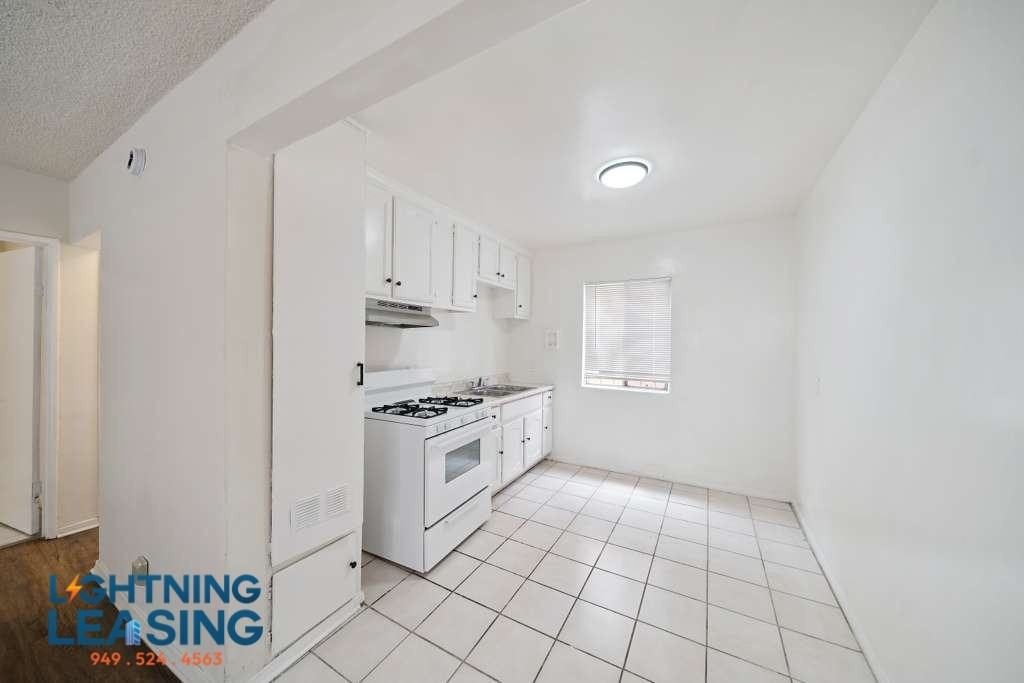 8633 Denver Ave #2 - Photo 2 of 11