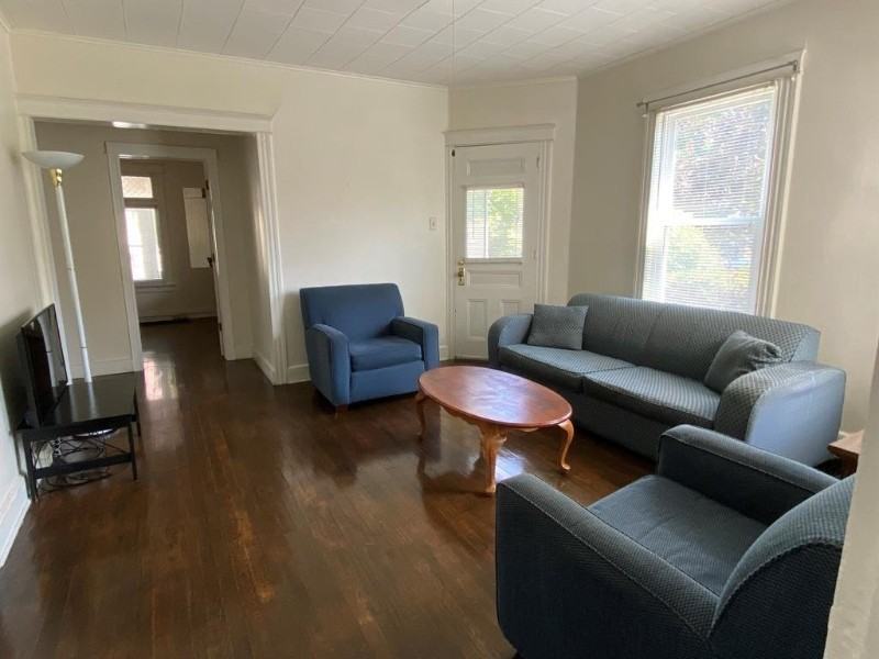 21 Lincoln Ave #2 - Photo 3 of 12