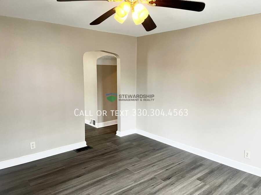 133 Catherine St - Photo 4 of 23