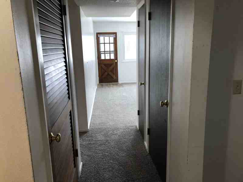 2021 Nw Hickory Ln - Photo 2 of 14