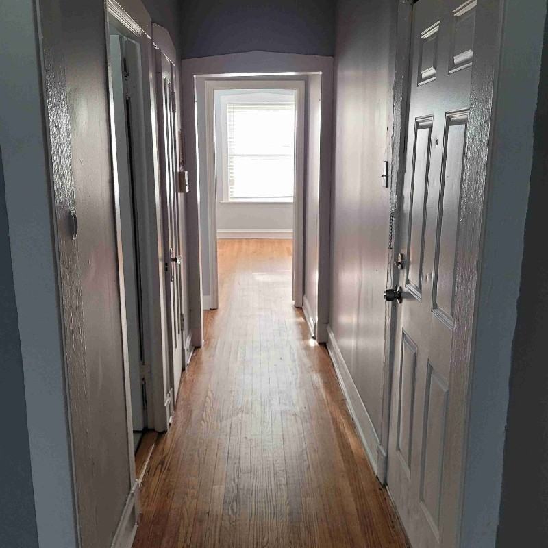 6625 S Greenwood Ave #3 - Photo 3 of 10