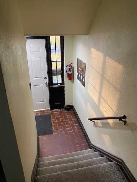 2318 John Ave #A - Photo 4 of 12