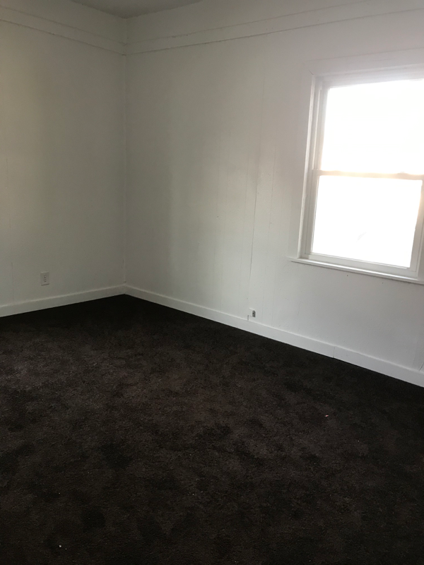 1024 W Marion Ave - Photo 3 of 6